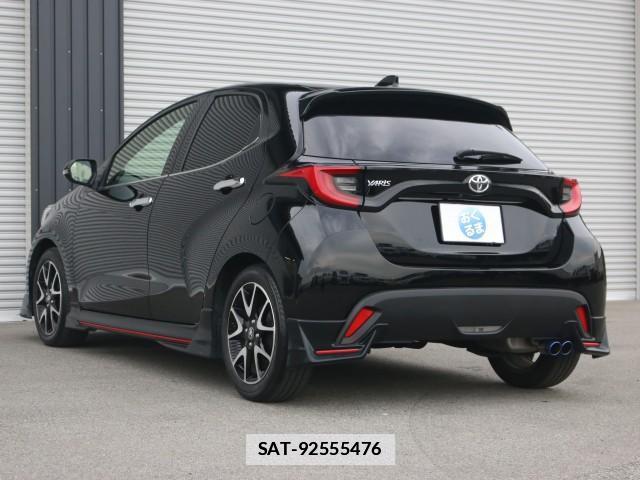 Toyota YARIS 2021-04 7796372-14