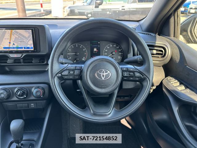 Toyota YARIS 2024-08 7800411-12