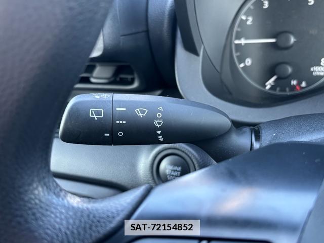 Toyota YARIS 2024-08 7800411-15
