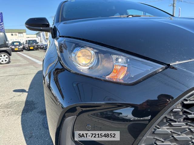 Toyota YARIS 2024-08 7800411-9