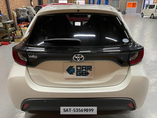 Toyota YARIS 2021-02 7800888-18