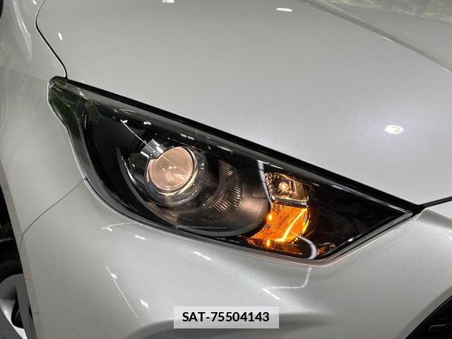 Toyota YARIS 2024-03 7801037-12