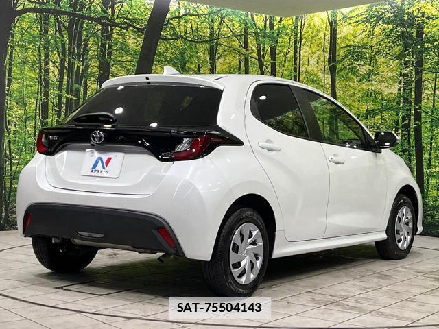 Toyota YARIS 2024-03 7801037-17