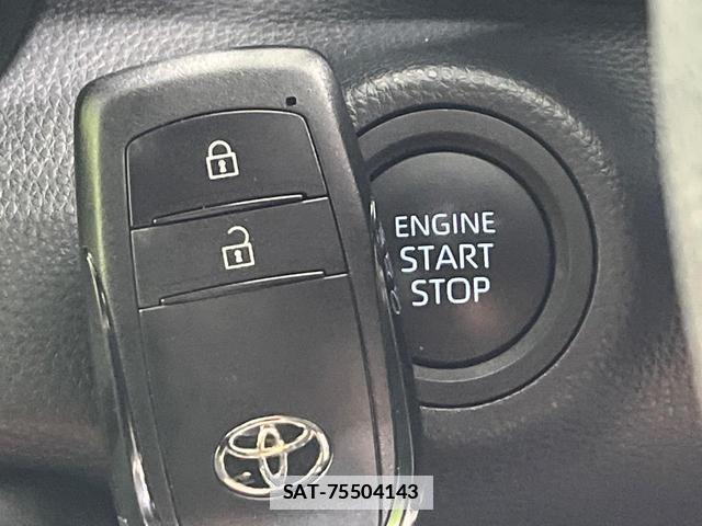 Toyota YARIS 2024-03 7801037-6
