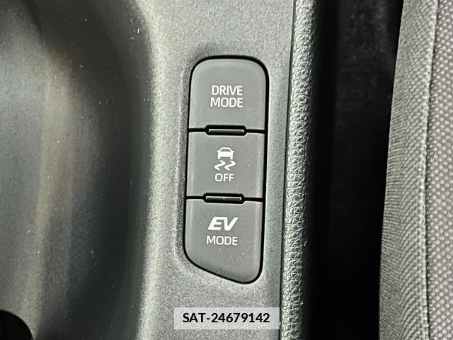 Toyota YARIS 2020-05 7801944-16