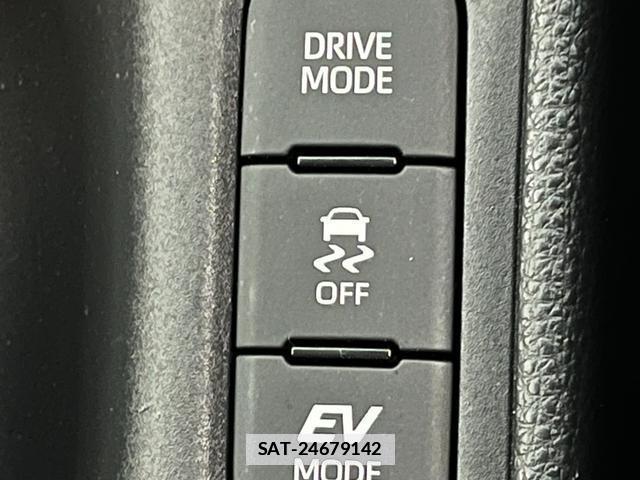 Toyota YARIS 2020-05 7801944-18