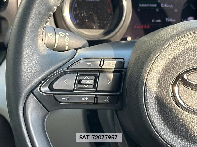 Toyota YARIS 2020-09 7802798-17