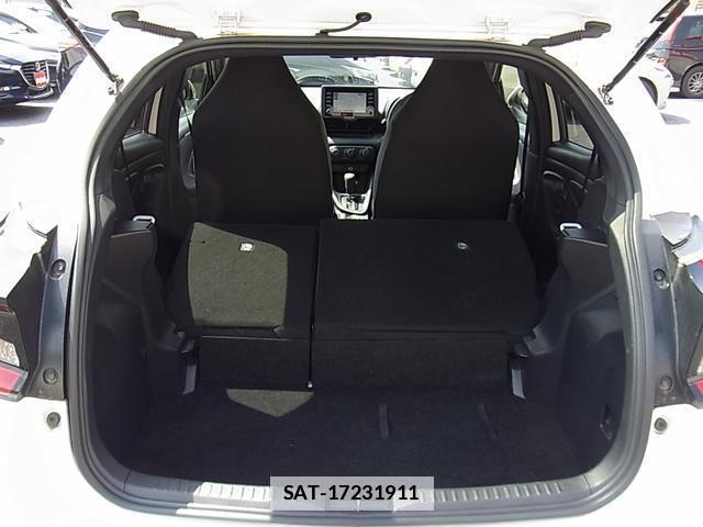 Toyota YARIS 2021-05 7802985-7