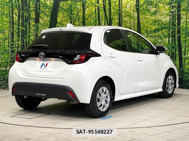 Toyota YARIS 2020-07 7803939-16