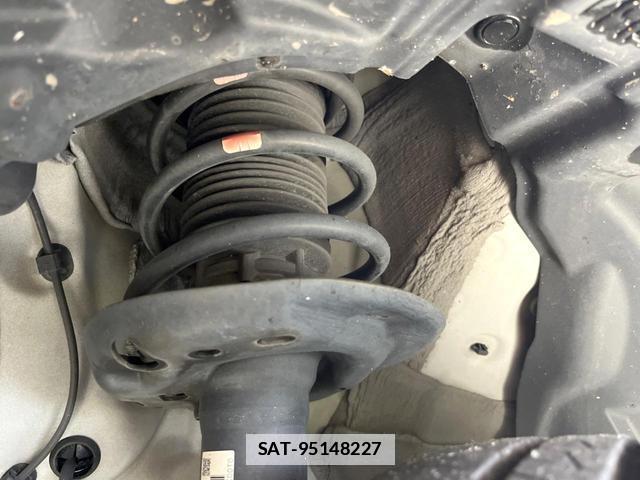 Toyota YARIS 2020-07 7803939-19