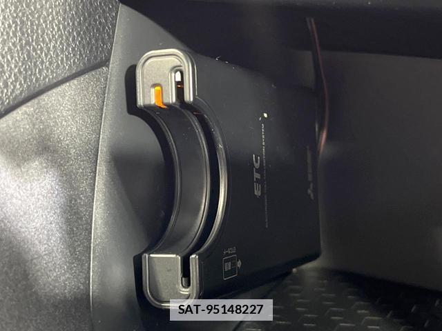Toyota YARIS 2020-07 7803939-6