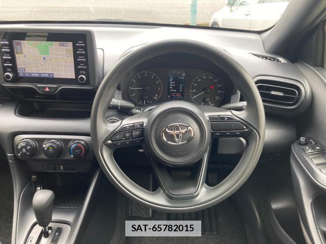 Toyota YARIS 2020-07 7804117-13