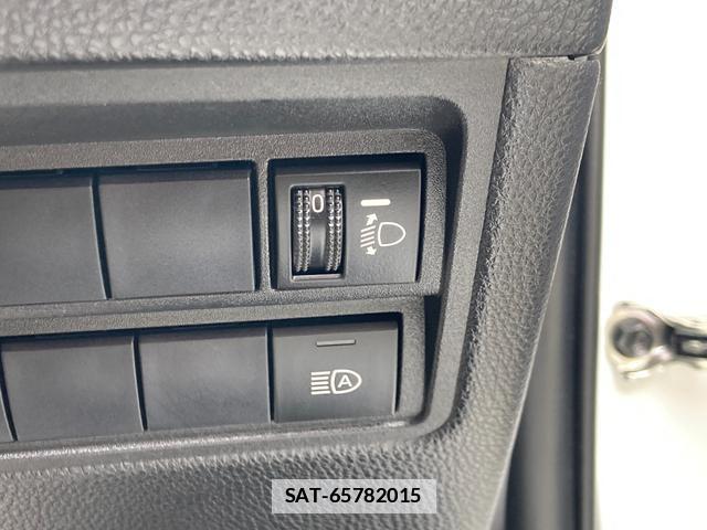 Toyota YARIS 2020-07 7804117-15