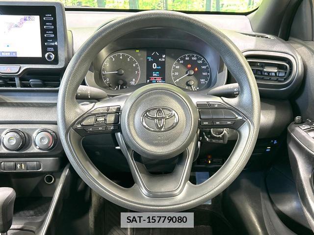 Toyota YARIS 2021-04 7804544-10