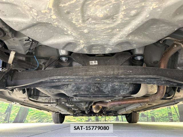 Toyota YARIS 2021-04 7804544-18