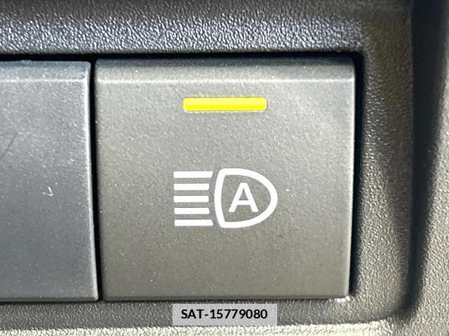 Toyota YARIS 2021-04 7804544-5