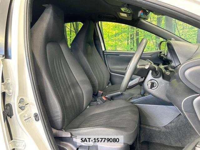 Toyota YARIS 2021-04 7804544-7