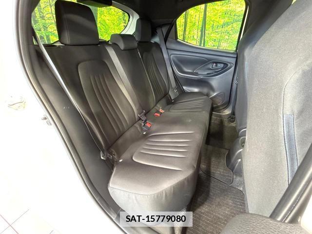 Toyota YARIS 2021-04 7804544-8