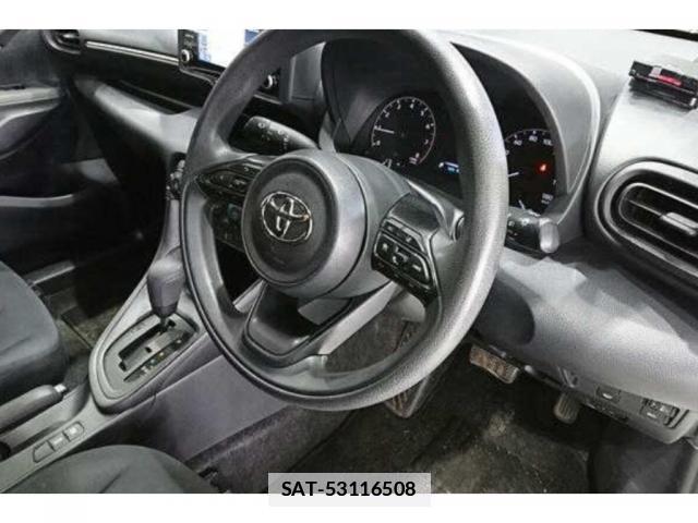 Toyota YARIS 2023 7807270-2