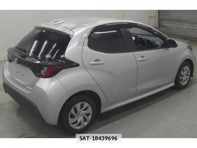 Toyota YARIS 2021-03 7807323-4