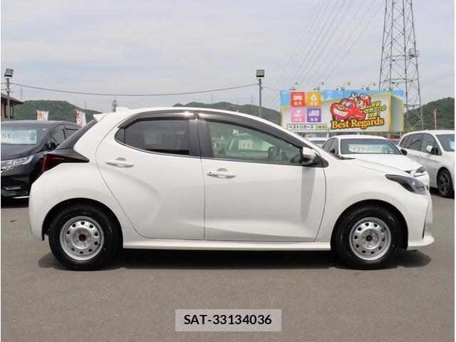 Toyota YARIS 2022-03 7808697-10