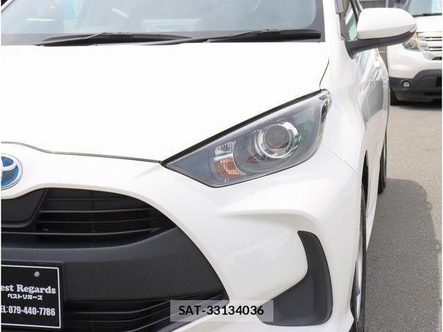 Toyota YARIS 2022-03 7808697-13