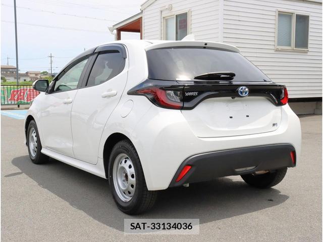 Toyota YARIS 2022-03 7808697-7