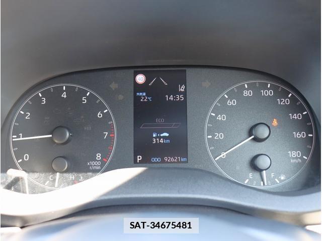 Toyota YARIS 2021-06 7808701-18