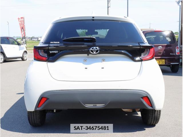 Toyota YARIS 2021-06 7808701-8