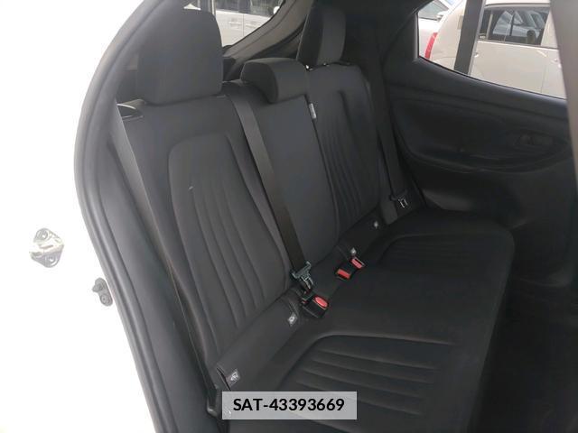Toyota YARIS 2023-03 7808914-12