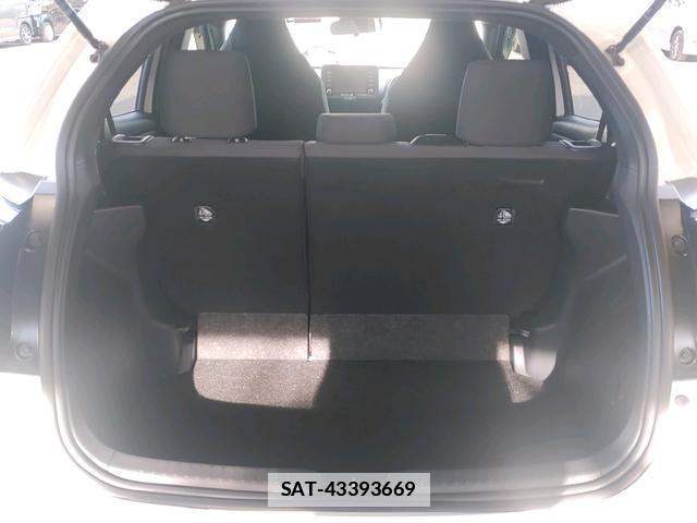 Toyota YARIS 2023-03 7808914-14