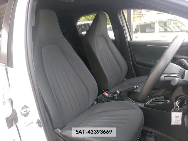 Toyota YARIS 2023-03 7808914-9