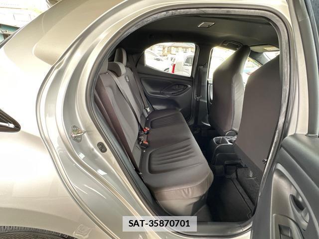 Toyota YARIS 2021-03 7808915-11