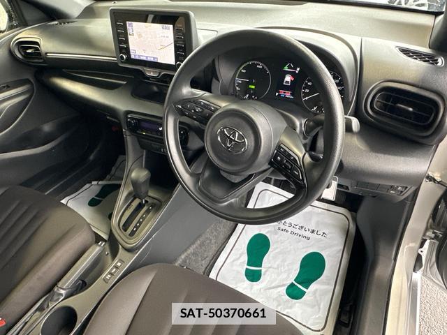 Toyota YARIS 2020-12 7808923-10