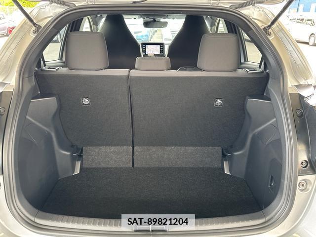 Toyota YARIS 2023-03 7808924-15