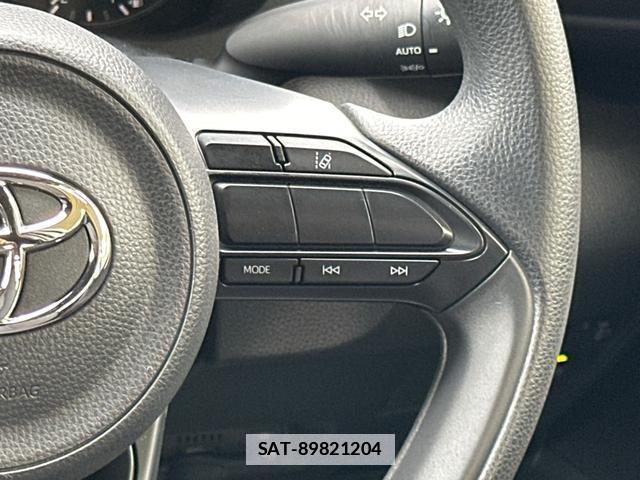 Toyota YARIS 2023-03 7808924-17