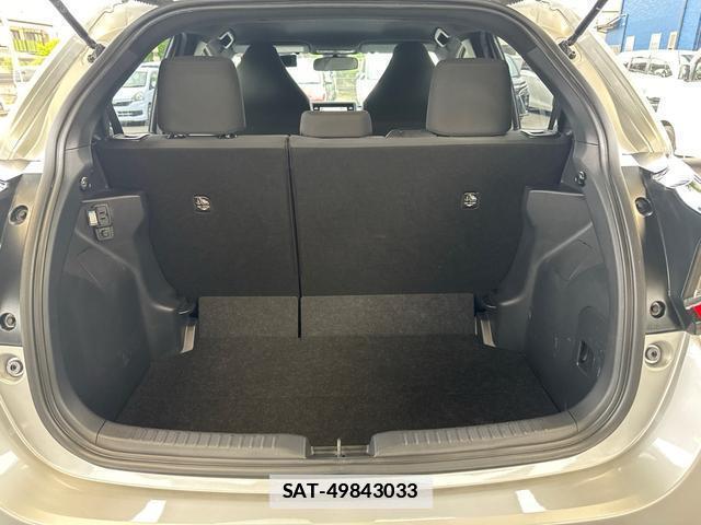 Toyota YARIS 2020-11 7808928-14