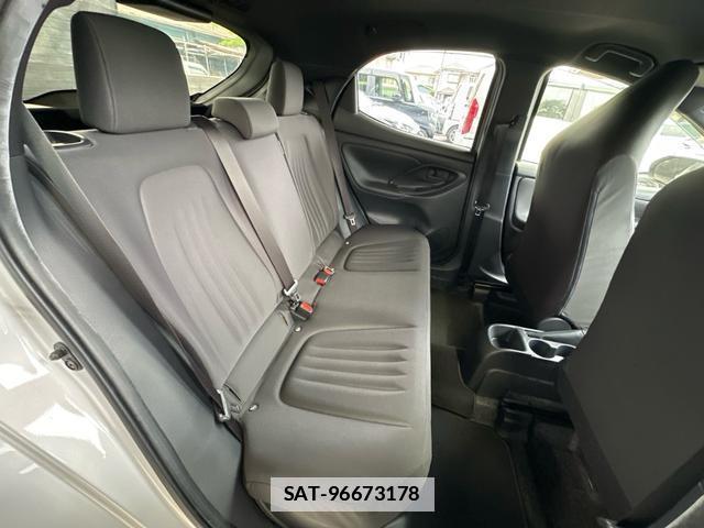 Toyota YARIS 2021-02 7808929-12