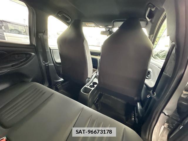 Toyota YARIS 2021-02 7808929-13