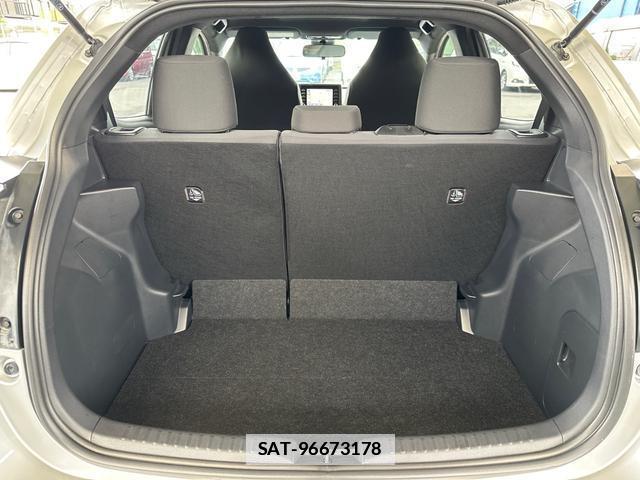 Toyota YARIS 2021-02 7808929-14