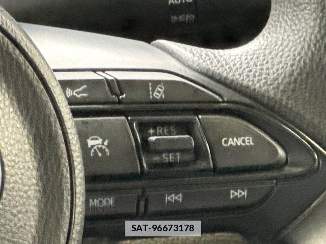 Toyota YARIS 2021-02 7808929-16