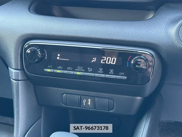 Toyota YARIS 2021-02 7808929-6