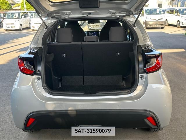 Toyota YARIS 2021-02 7808934-14