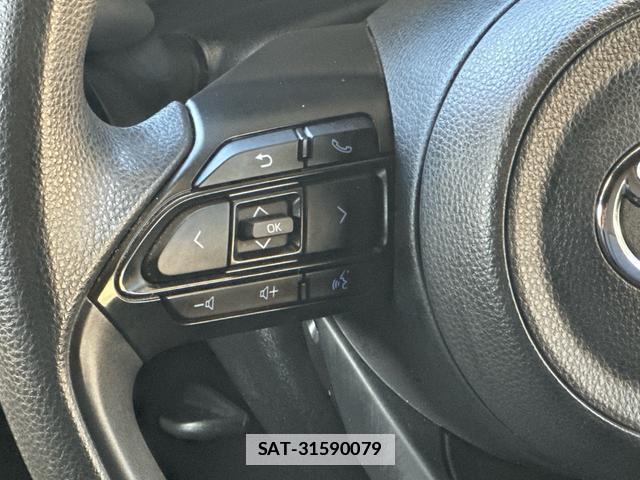 Toyota YARIS 2021-02 7808934-15