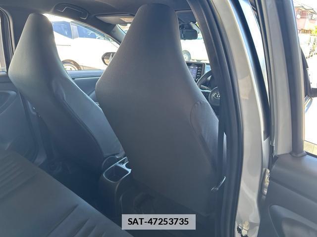 Toyota YARIS 2021-03 7808947-13