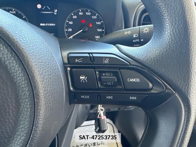 Toyota YARIS 2021-03 7808947-16