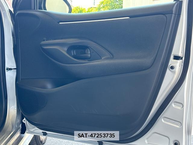 Toyota YARIS 2021-03 7808947-17