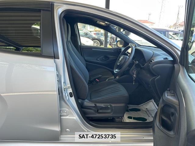 Toyota YARIS 2021-03 7808947-8