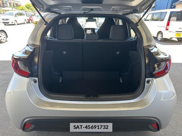Toyota YARIS 2021-03 7808948-14