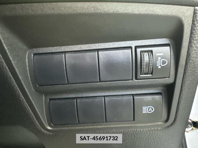 Toyota YARIS 2021-03 7808948-7